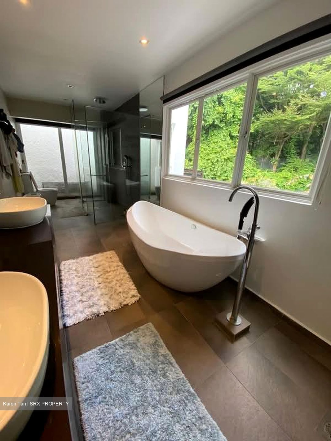Duchess Avenue (D10), Semi-Detached #537519421